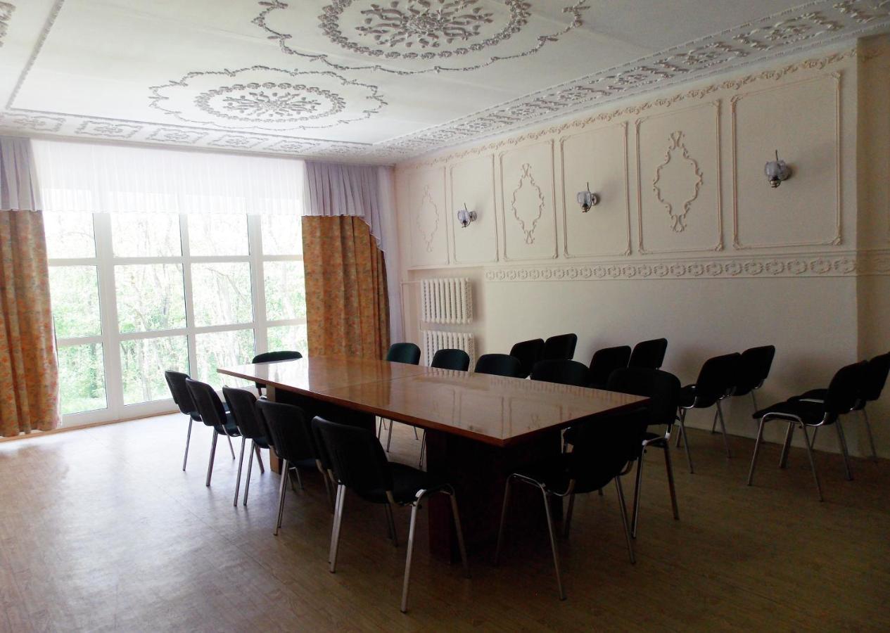 Hotel Dibrova à Bila Tserkva Extérieur photo
